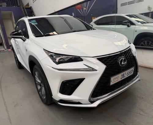 Lexus Nx200t 2017 F sport upgrade Nx300 2021 full option