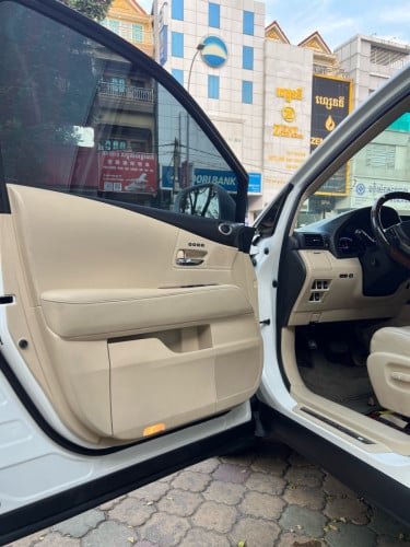 Lexus RX 450 H  2013  full options
