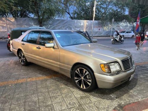 Mercedes Benz