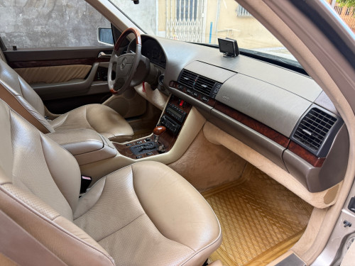 Mercedes Benz