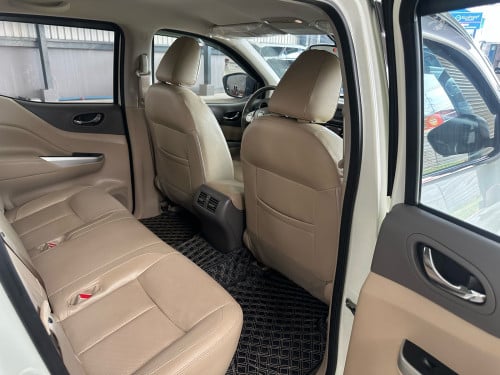 Nissan Navara VL Full Option 2019