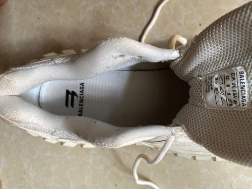Original Balenciaga low trainers secondhand size 42