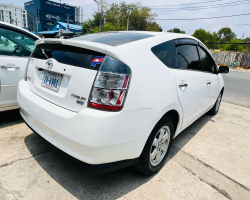Prius 05 h full ធានាឡានស្អាត រំលោះសុទ្ធបាន