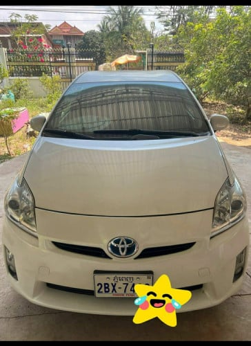 Prius options 3 ឡានអ្នកប្រើផ្ទាល់ ចង់លក់