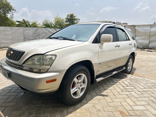 Rx300ឡានស្អាតគ្មានទាស់ លក់តម្លៃពិសេស