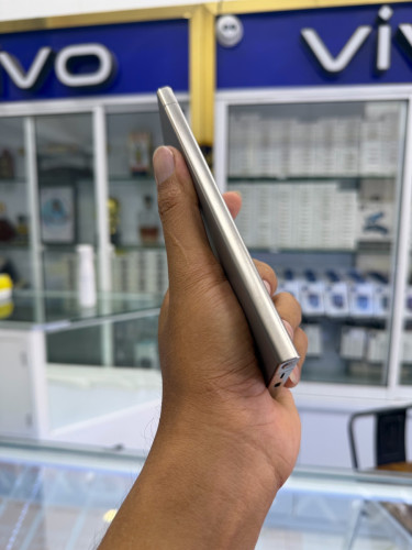 S24ultra 512G ក្រុមហ៊ុន សុីម2
