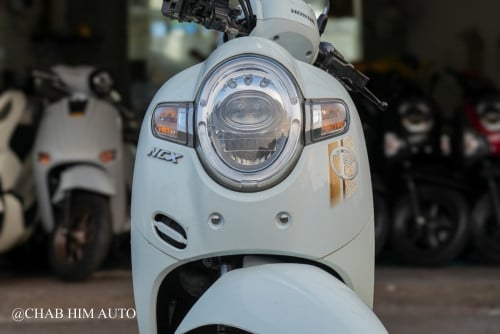 Scoopy021        90%