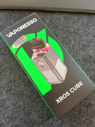 Vaporesso Xros Cube