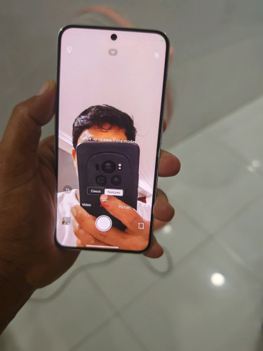 Xiaomi 13 12g/256g_CH(វៃដូរបាន)👉$215