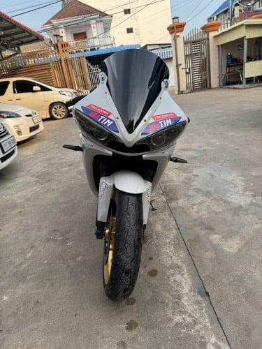 YZF - R6 2004 HAVE TAX ID