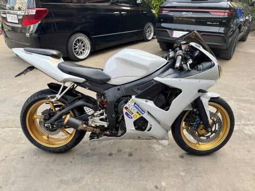 YZF - R6 2004 HAVE TAX ID