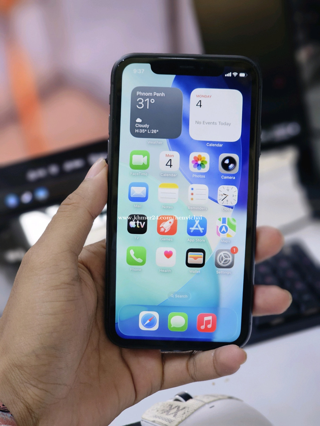 iPhone 11 64gb អេក្រង់ zin មាន scan Zin ថ្ម zin 84% តួរ ស្អាត 98%