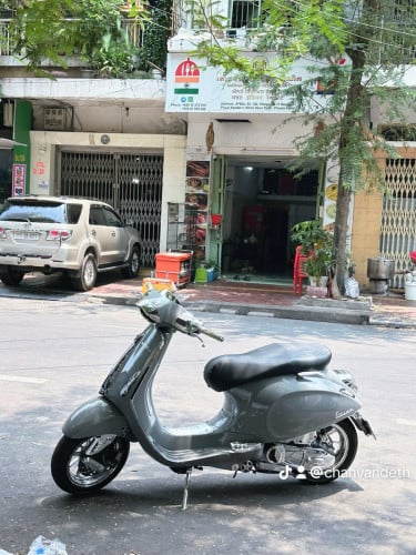 ម៉ូតូលក់