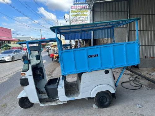 មានជួសជុសទូលិចទឹក​ ប៉ោងជញ្ជាំង​ និងដំឡេីងទូ​កង់ប​ី​ ផាសអែប​ រម៉កសណ្តោងម៉ូតូ​ អាចទាក់ទងប្អូនបាន