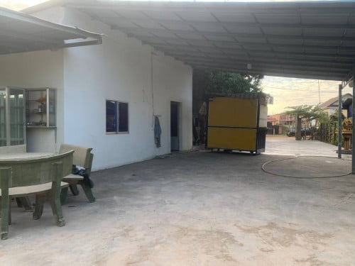 ប្រញាប់លុយ