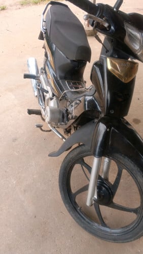 ម៉ូតូលក់