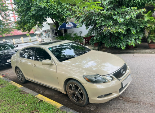 ឡានលក់ប្រញាប់លុយ