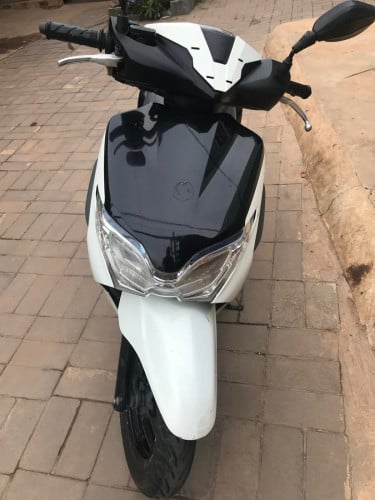 សំណុំ ហ្ស៊ីន