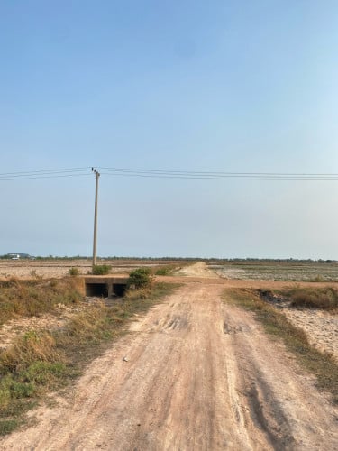 ដីកែប លក់បន្ទាន់