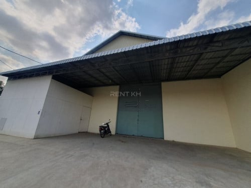 ឃ្លាំងសំរាប់ជួលនៅចោមចៅ