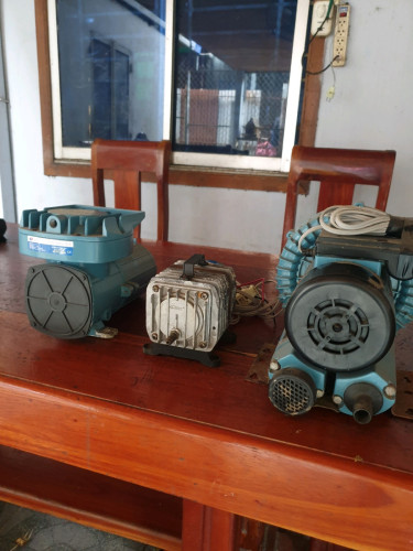 ម៉ូទ័របូមខ្យល់( 3គ្រឿង) លក់សរុប 50$
