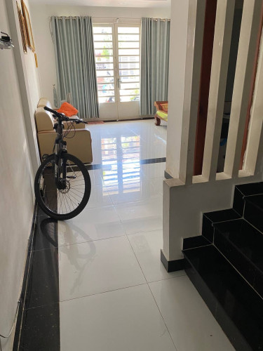 តម្លៃ 51500$(ចរចារ)