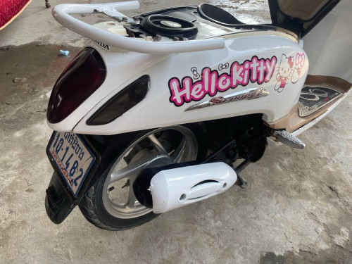 លក់ប្រញាប់លុយ700$ចរចារ