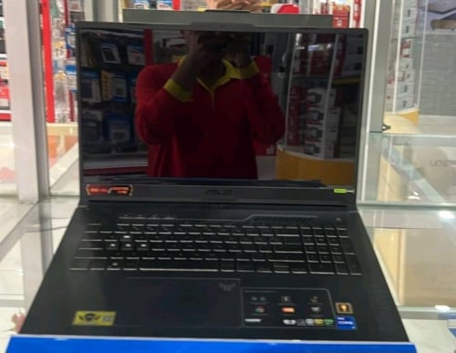 Laptop ASUS TUF នៅស្អាត98%