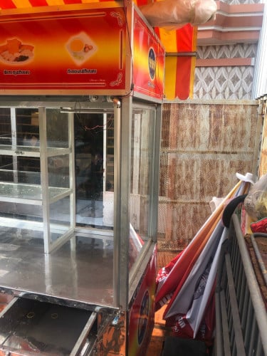 រទេះ​លក់​អាហារ/ Food trolley for sale