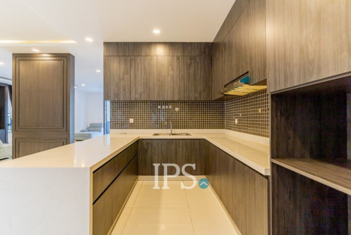 #FORSALE🏠 វីឡាឃ្វីន II 6 បន្ទប់គេង -​📍ជីបម៉ុងហ្គ្រេនភ្នំពេញ, ភ្នំពេញ
