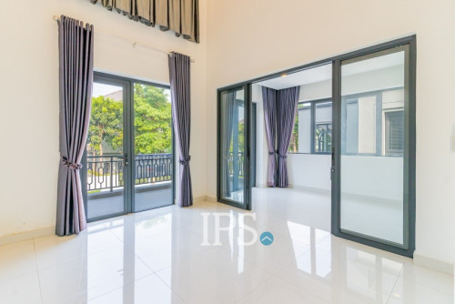 #FORSALE🏠 វីឡាឃ្វីន II 6 បន្ទប់គេង -​📍ជីបម៉ុងហ្គ្រេនភ្នំពេញ, ភ្នំពេញ