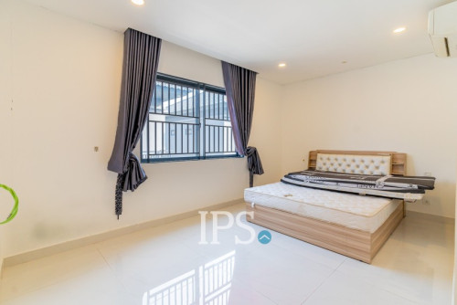 #FORSALE🏠 វីឡាឃ្វីន II 6 បន្ទប់គេង -​📍ជីបម៉ុងហ្គ្រេនភ្នំពេញ, ភ្នំពេញ