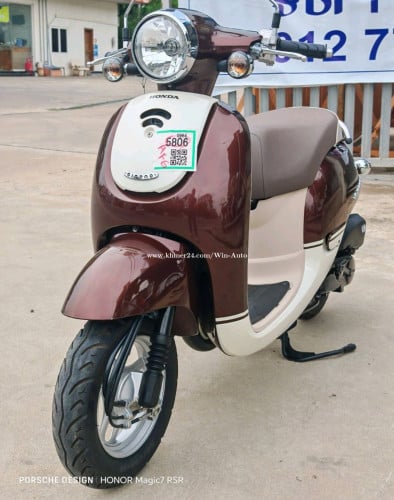 ជប៉ុនHonda Giono FI 50cc ឆ្នាំ 015 ខ្ចីខ្លាំង ធានាទឹកថ្នាំសុីន ១ទឹកសំណុំសុីន ក្រដាស់ពន្ធជូន
