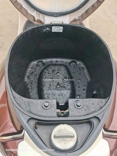 ជប៉ុនHonda Giono FI 50cc ឆ្នាំ 015 ខ្ចីខ្លាំង  ធានាទឹកថ្នាំសុីន ១ទឹកសំណុំសុីន ក្រដាស់ពន្ធជូន