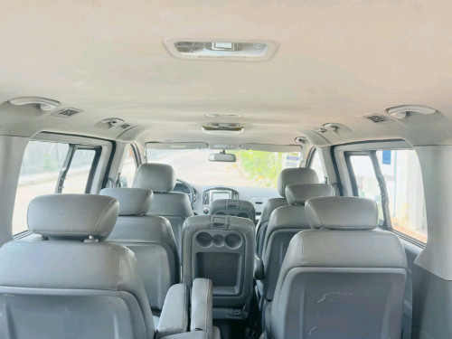 លក់ HYUNDAI CVX ឆ្នាំ014 ធានាឡានស្អាតអត់បុកអត់ប៉ះអត់ច្រេះម៉ាស៊ីនប្រអប់លេខនៅអេម