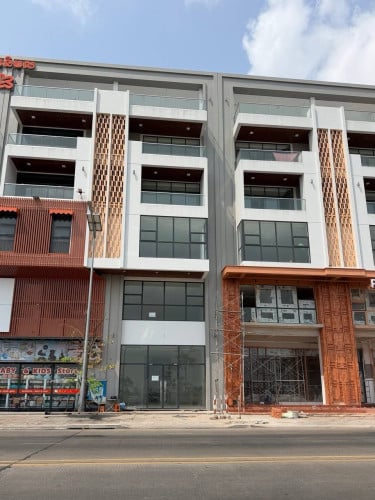 🏠ហាងសម្រាប់ជួល✨📍ទីតាំង៖ លេីផ្លូវធំកោះនរា