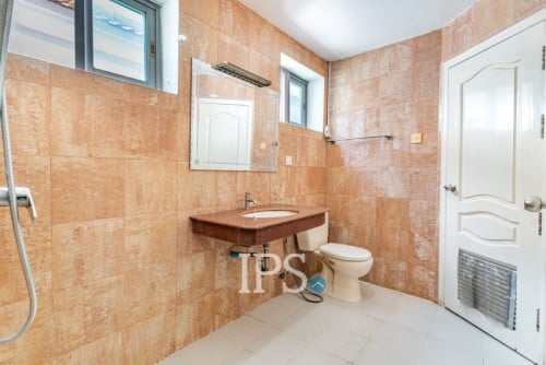 #សម្រាប់លក់ 🏡 វីឡាភ្លោះ 4 បន្ទប់គេង – Bassac Garden City