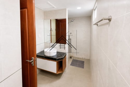🏢 Studio Room Serviced Apartment for Rent in BKK1 Phnom Penh