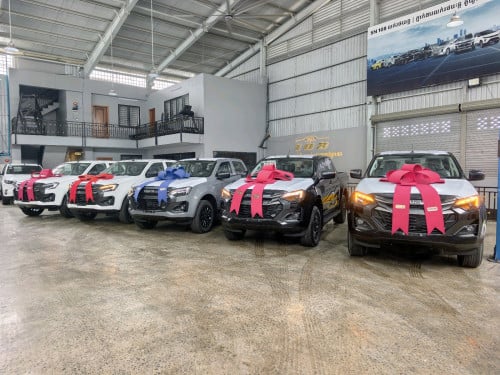 💫ISUZU D-MAX 2026 ថ្មី100%     🎉ទិញភ្លាមបានភ្លាម មានគ្រប់ពណ៍    🎉មានទាំងម៉ាសុីន 1.9L នឹង 3.0L
