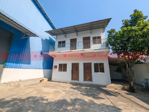 1200 Sqm Warehouse For Lease On A Sub-Concrete Road In Dangkor Area