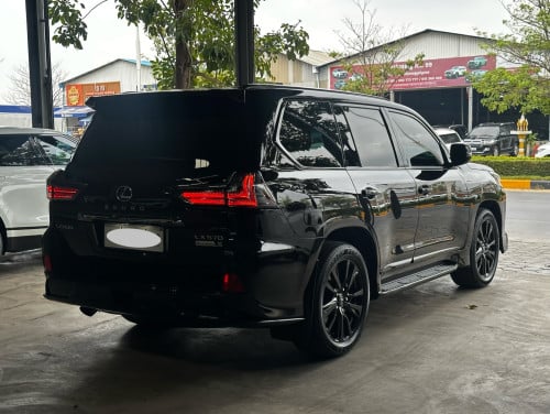2020 LX570 Black Edition S 黒 KURO