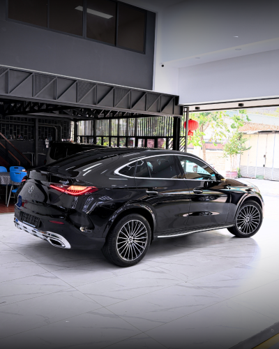 2025 Mercedes Benz GLC300 4matic AMG Line