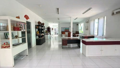 6 Bedrooms villa for rent in Phnom Penh Thmey