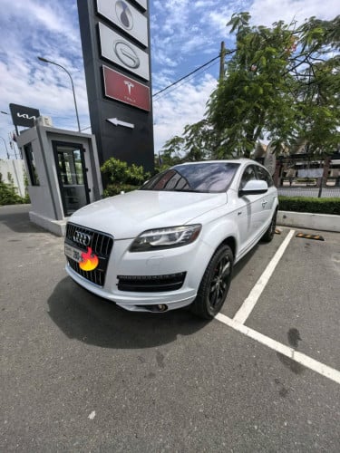 Audi Q7 លក់ 18500$ ម្ចាស់លក់ផ្ទាល់