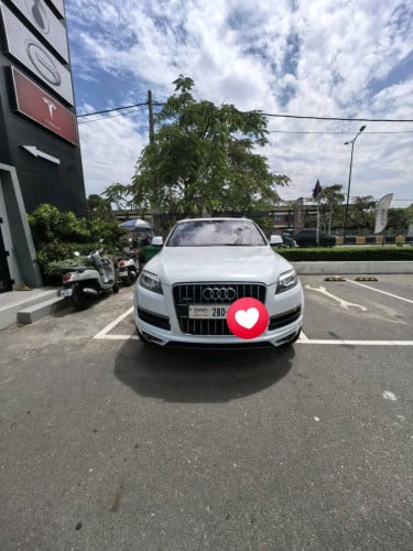 Audi Q7 លក់ 18500$ ម្ចាស់លក់ផ្ទាល់