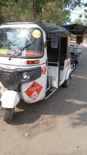 BAJAJ RE