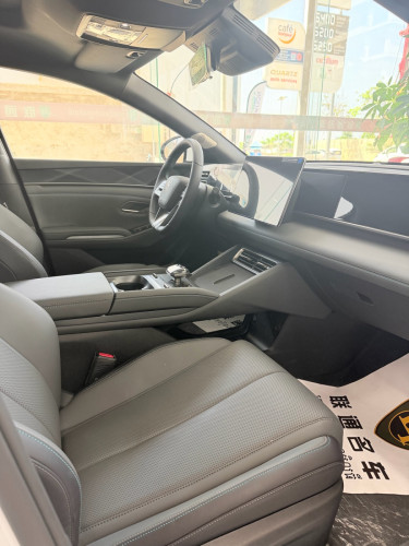 BYD Qin  L