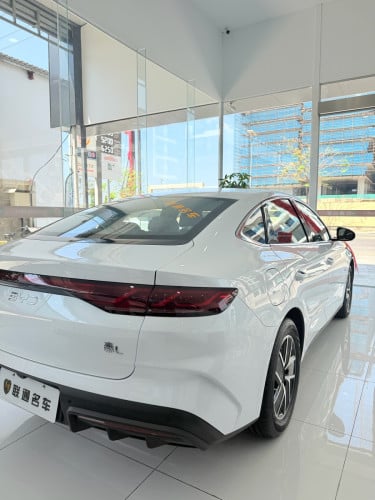 BYD Qin  L