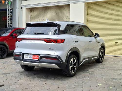 BYD Yuan up 2024