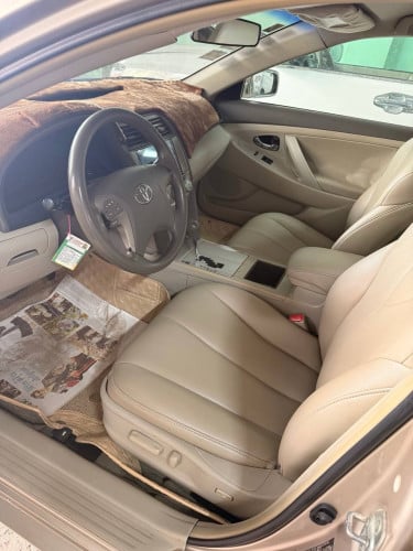 Camry 2007 LE កៅអីចុច ពណ៌មាស ប្រភេទឡានមូលសានុំស្រីន ឡានថ្មីខ្លាំង